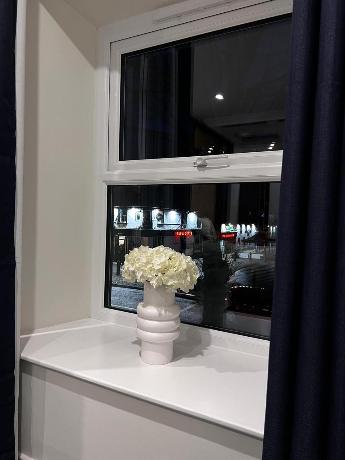 53 Luxury Rooms Maynooth Esterno foto