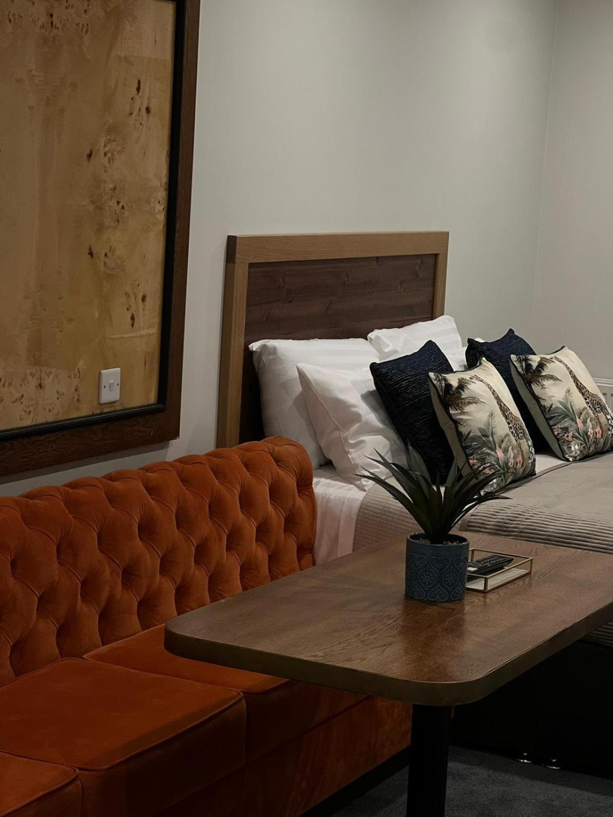 53 Luxury Rooms Maynooth Esterno foto